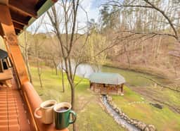 Romantic Cabin • Hot Tub • Pond View • Dollywood - Image 5